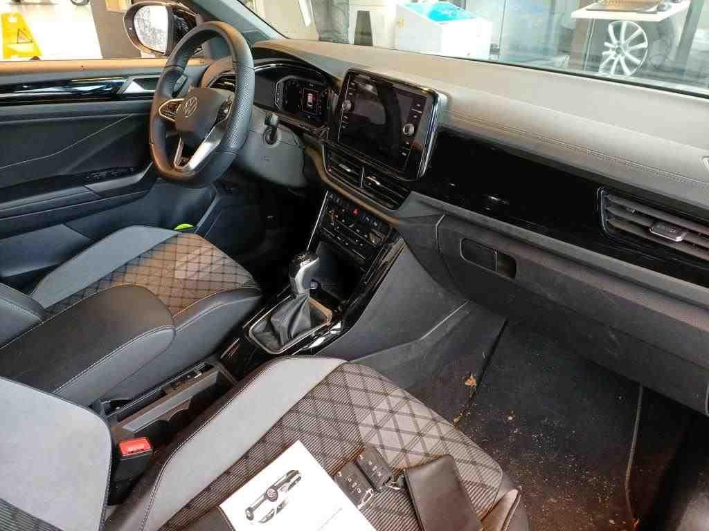 Volkswagen T-Roc 1.5 TSI DSG IQ.Drive R-Line