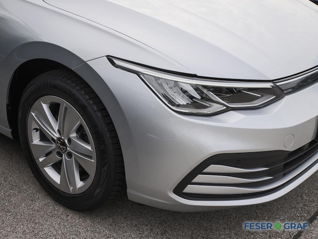 Volkswagen Golf 1.5 eTSI DSG Life Variant