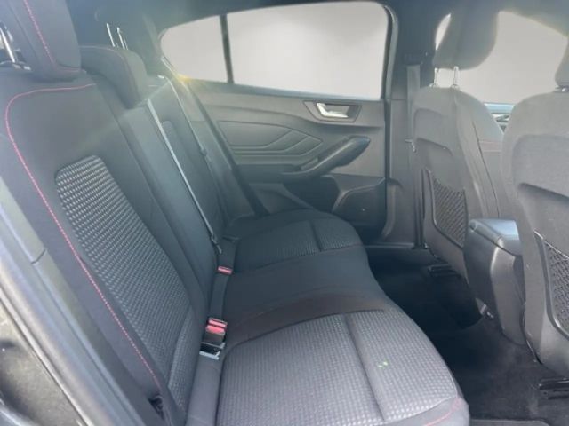 Ford Focus Limited ST Line