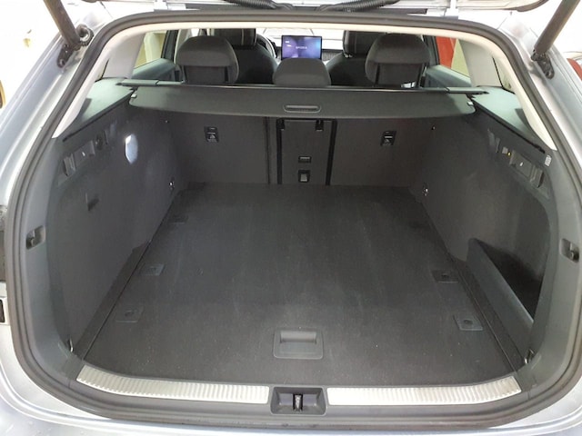 Skoda Superb 2.0 TSI Combi Selection