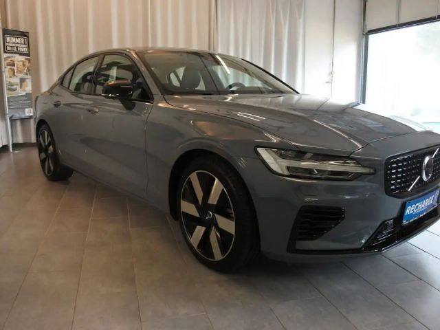 Volvo S60 AWD Dark Recharge Ultimate