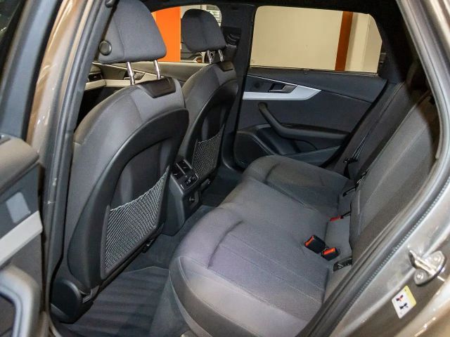 Audi A4 40 TFSI Quattro
