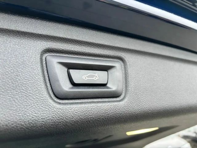 BMW 320 320e M-Sport Touring xDrive