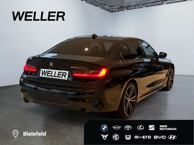 BMW 330 330e M-Sport Sedan