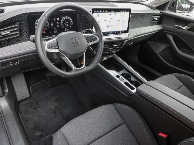 Volkswagen Passat 1.5 eTSI DSG Variant