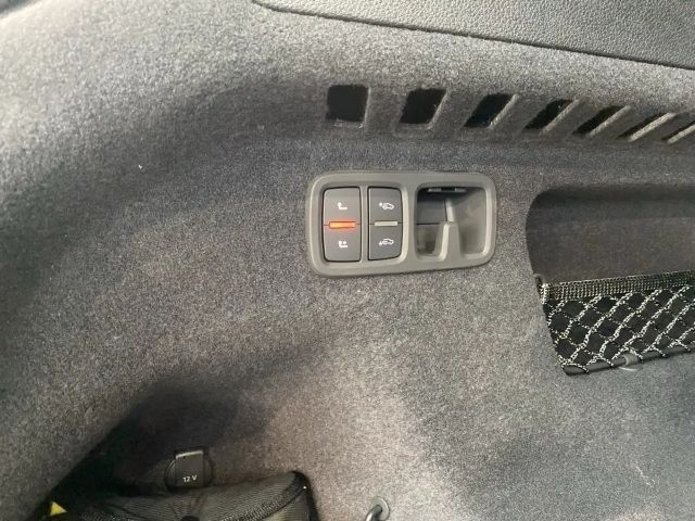 Audi RS Q8 Fahrw.p. adv StHz HUD PANO Laser 360 23