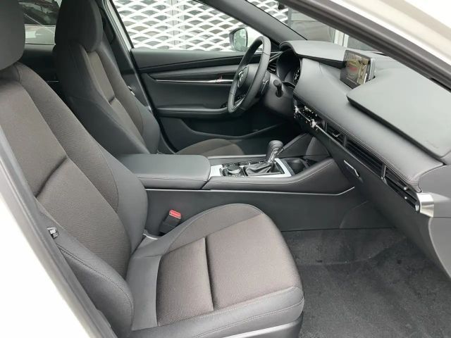 Mazda 3 Exclusive-line