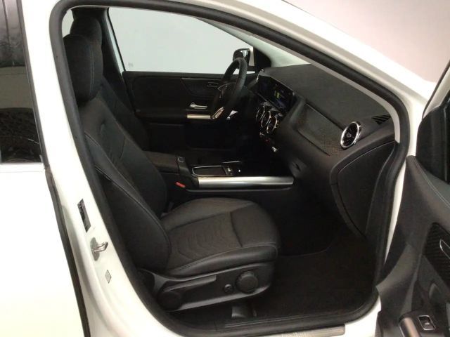 Mercedes-Benz B 200 Progressive