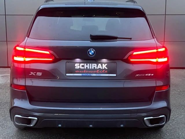 BMW X5 xDrive45e