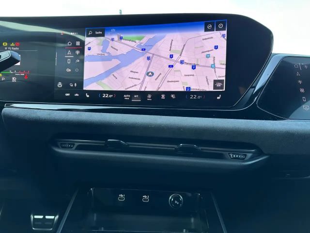 Audi A6 e-tron Quattro