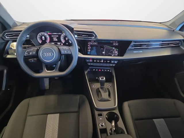 Audi A3 30 TFSI Sedan