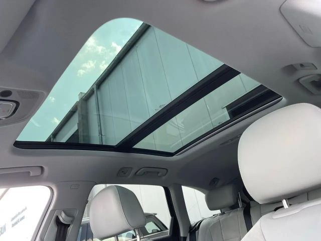 Audi A4 40 TDI Avant S-Line