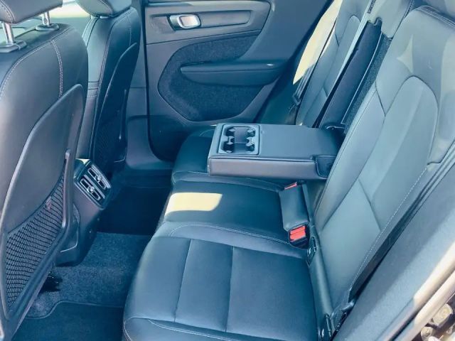 Volvo XC40 B3 B Aut Leder Navi BLIS ACC PILOT 360° Pix