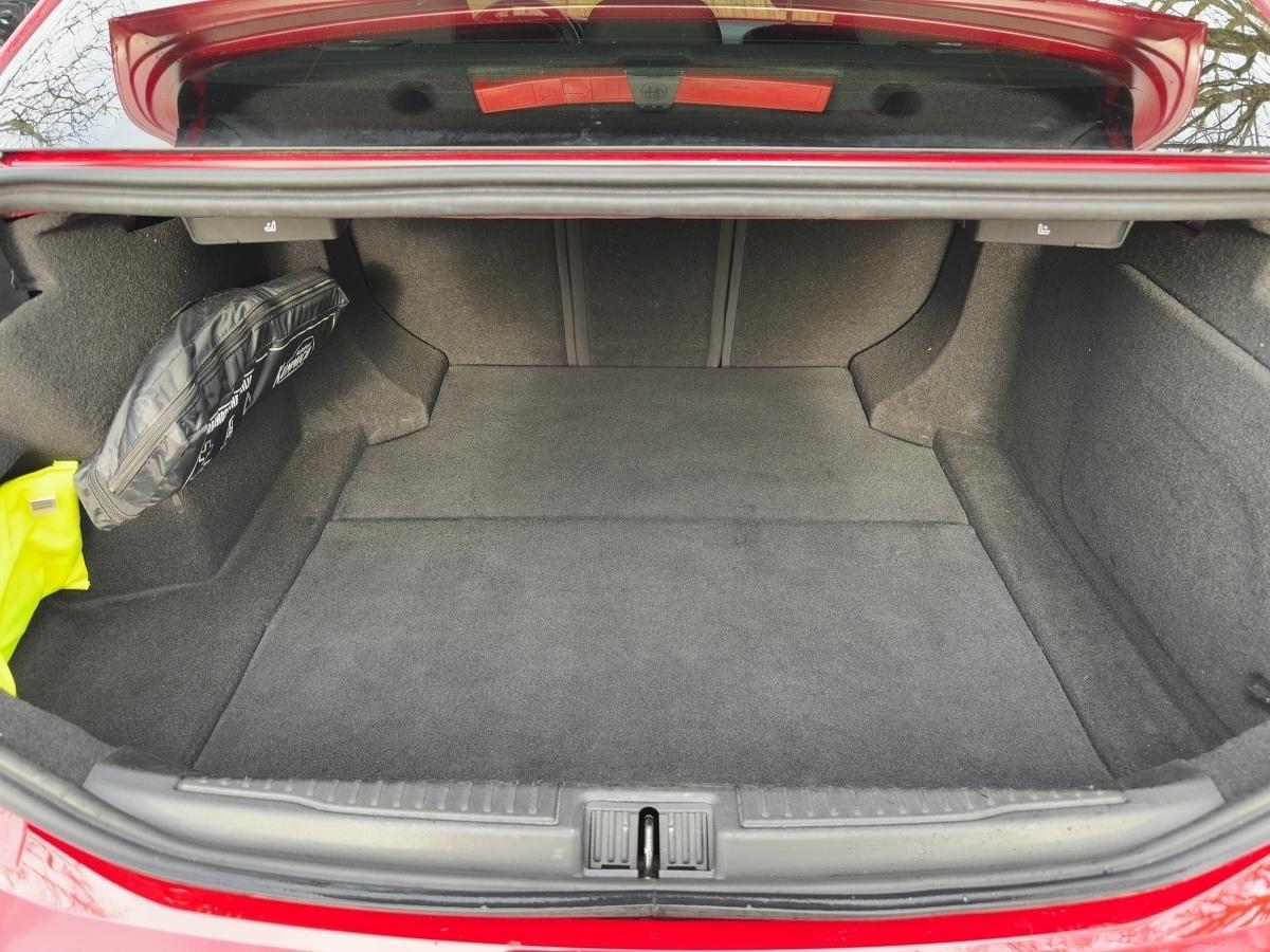 Alfa Romeo Giulia AT8