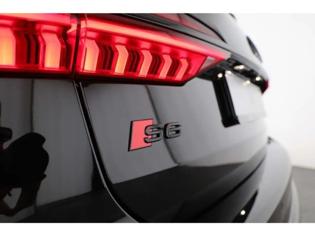 Audi S6 Avant Quattro