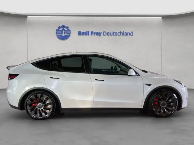Tesla Model Y AWD Dual Motor Performance