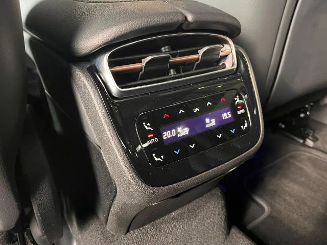 Mercedes-Benz EQE 350 AMG Line Sedan