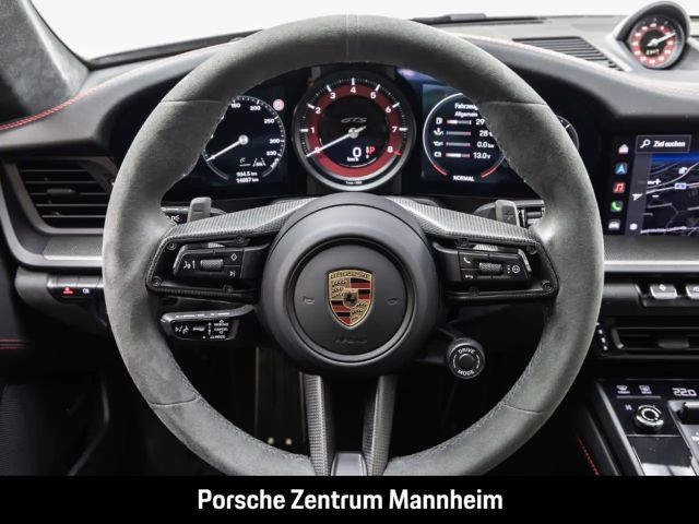 Porsche 992 Carrera Coupé GTS