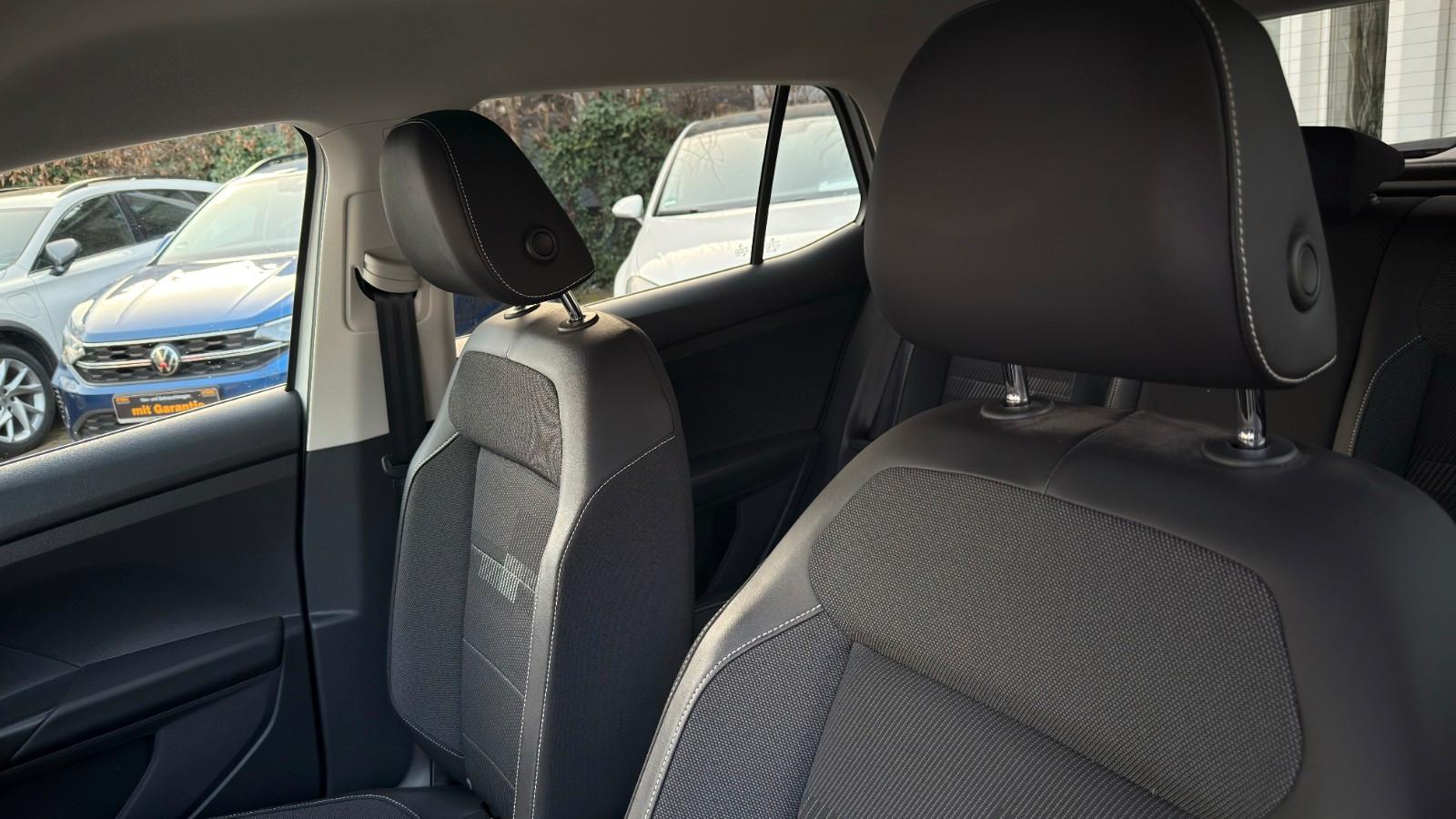 Volkswagen T-Cross Style