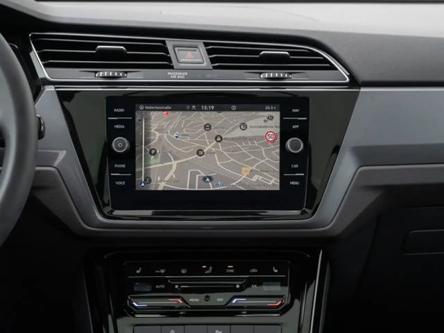 Volkswagen Touran DSG R-Line