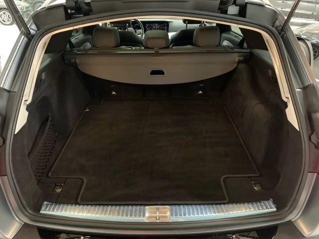 Mercedes-Benz E 400 4MATIC E 400 d Estate