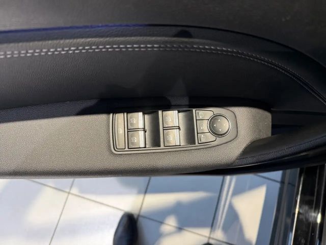 Renault Captur Hybrid TCe 140 Techno