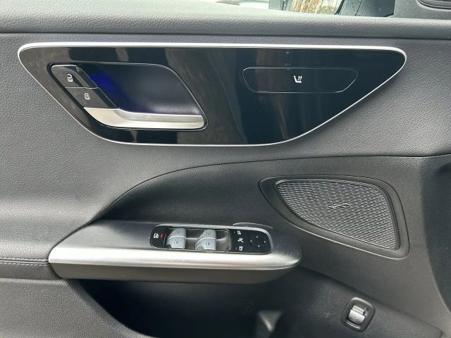 Mercedes-Benz C 200 AVANTGARDE C 200 d Estate