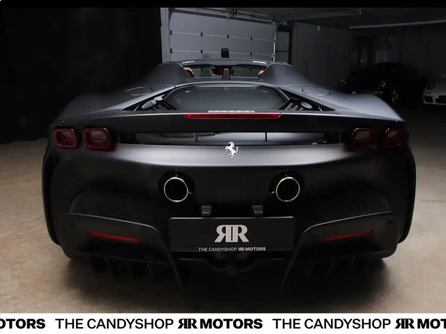 Ferrari SF90 Spider