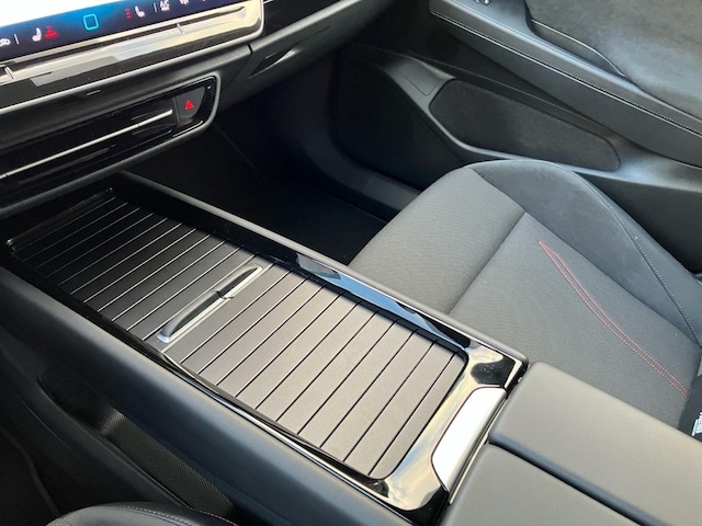 Volkswagen ID.7 340PS NP.75T ACC.5J-G.WÄRMEPUMPE.AHK.AREA-VIEW.NAVI.HUD.LED.LKRD-HZG