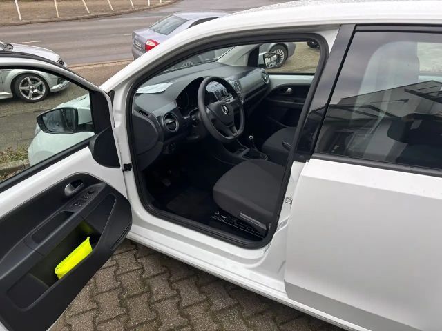 Volkswagen up! Move Move up!