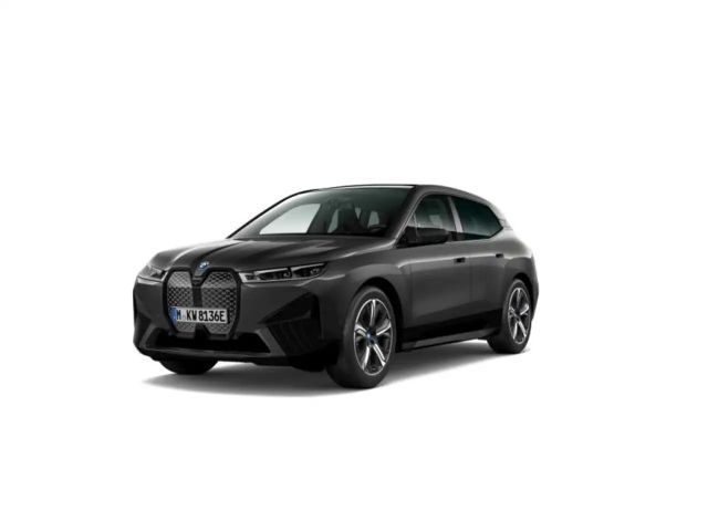 BMW iX 50 - SKY LOUNGE - SPORTPACK