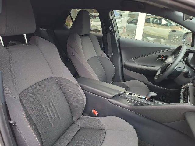 Toyota C-HR Hybride Team D Technik