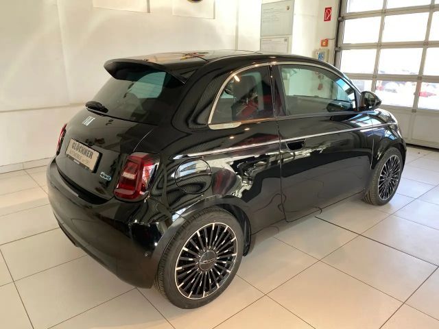 Fiat 500e La Prima by Bocelli