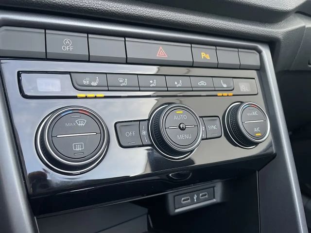 Volkswagen T-Roc Cabriolet Style