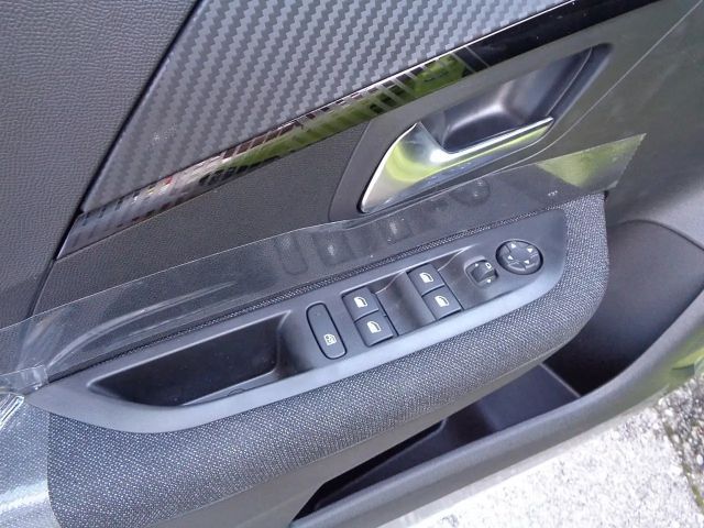 Peugeot 208 PureTech Style