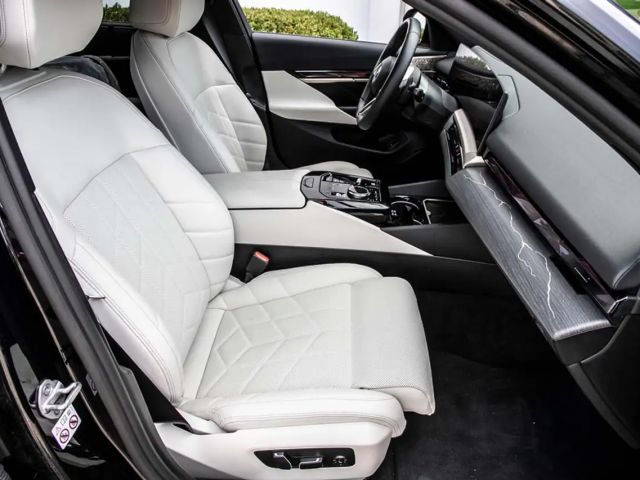 BMW 550 M-Sport Sedan xDrive