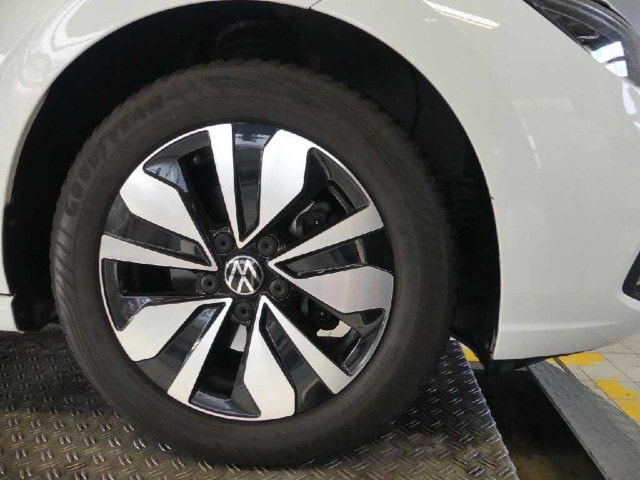 Volkswagen Golf 1.5 TSI Golf VIII Move