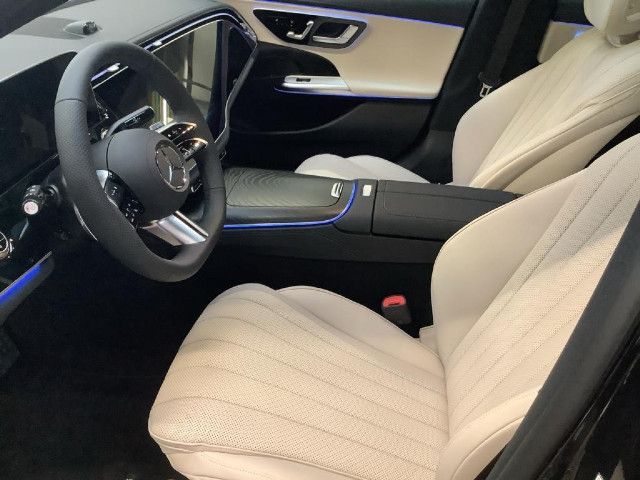 Mercedes-Benz E 200 AMG Line Sedan