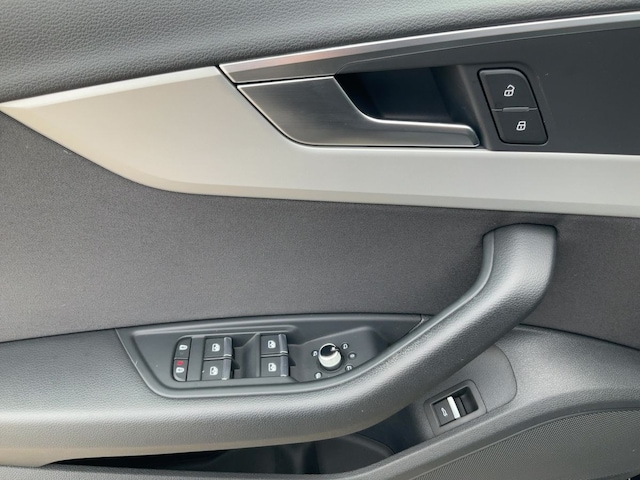 Audi A4 40 TFSI Avant S-Tronic