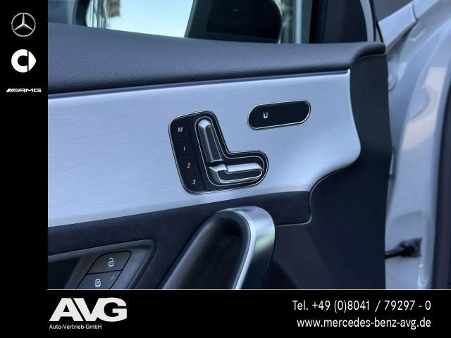 Mercedes-Benz A 200 AMG Line