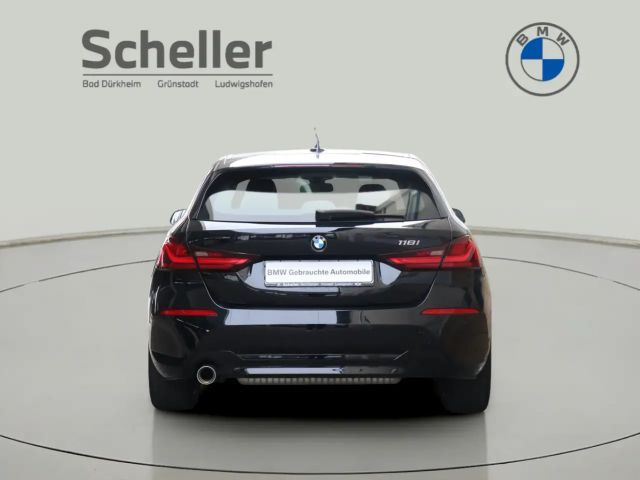 BMW 118 118i Advantage pakket Sedan