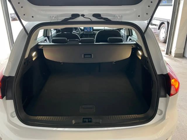 Ford Focus Cool & Connect Wagon