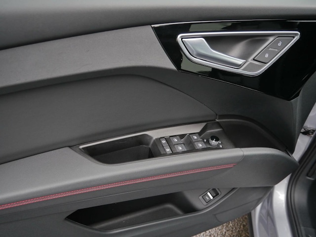 Audi Q4 e-tron Quattro
