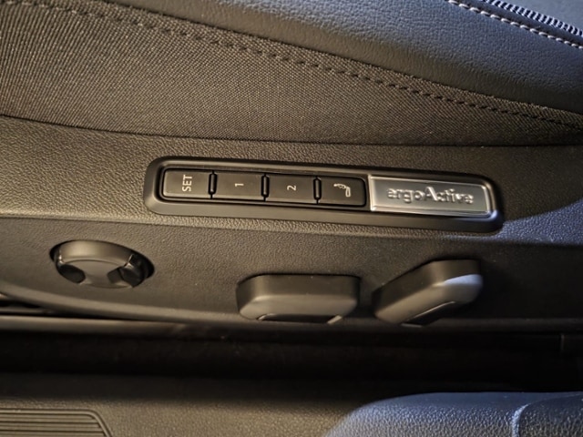 Volkswagen Golf 1.5 eTSI DSG Golf VIII Variant