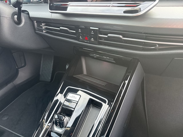 Volkswagen Golf DSG Style eHybrid