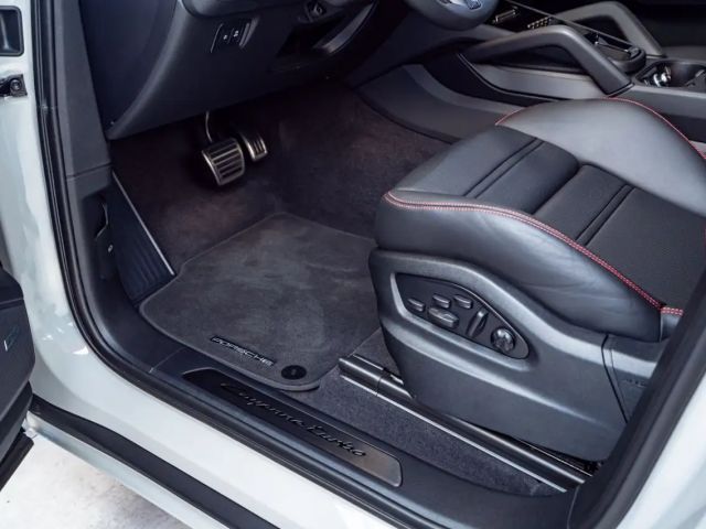 Porsche Cayenne E-Hybrid Turbo