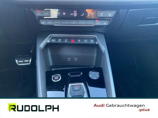 Audi A3 35 TFSI S-Line S-Tronic Sedan