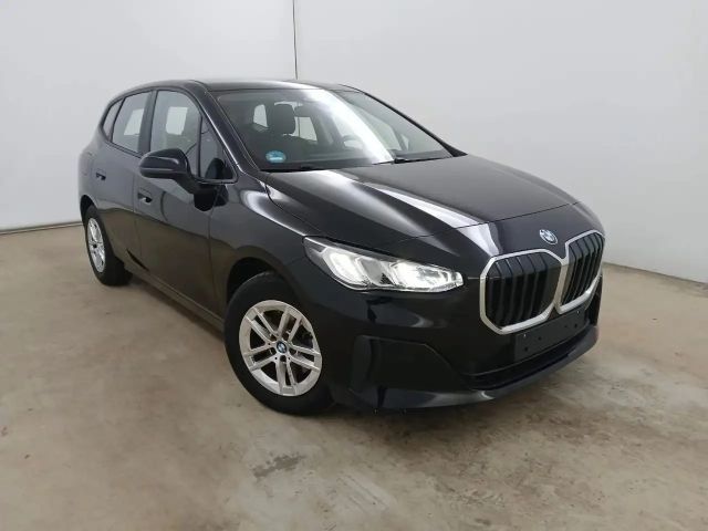 BMW 218 KAMERA DAB KLIMAAUTO LED NAVI