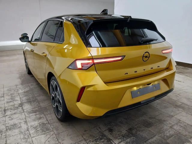 Opel Astra GS-Line Grand Sport