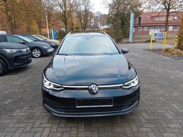 Volkswagen Golf DSG Golf VIII Style Variant